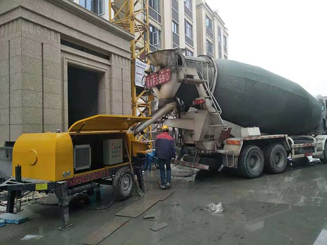 砂漿泵水泥細石混凝土泵合作福利建筑泰興玉園項目工程